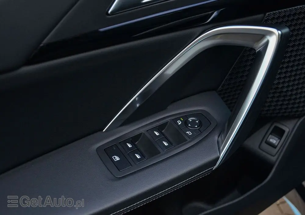 BMW IX1 XDrive30 66.5kWh