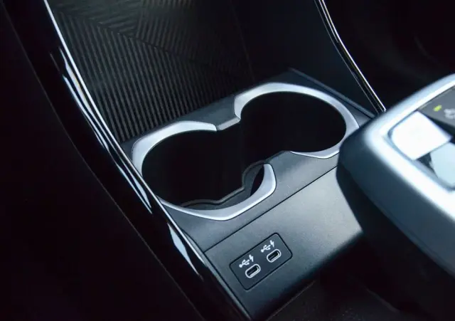 BMW IX1 XDrive30 66.5kWh