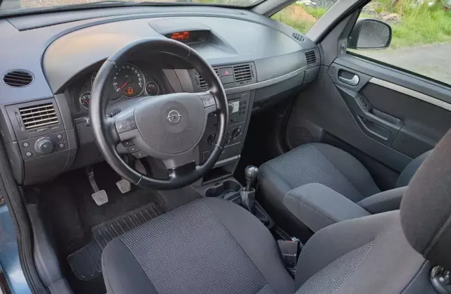 OPEL Meriva 