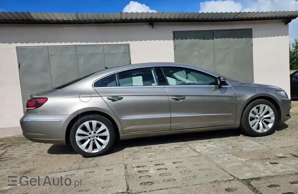 VOLKSWAGEN Passat CC 1.8 TSI (160 KM)