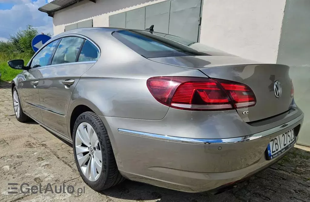VOLKSWAGEN Passat CC 1.8 TSI (160 KM)