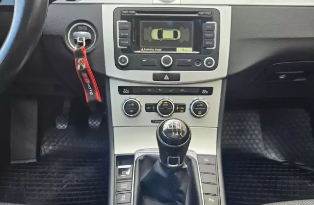 VOLKSWAGEN Passat CC 1.8 TSI (160 KM)
