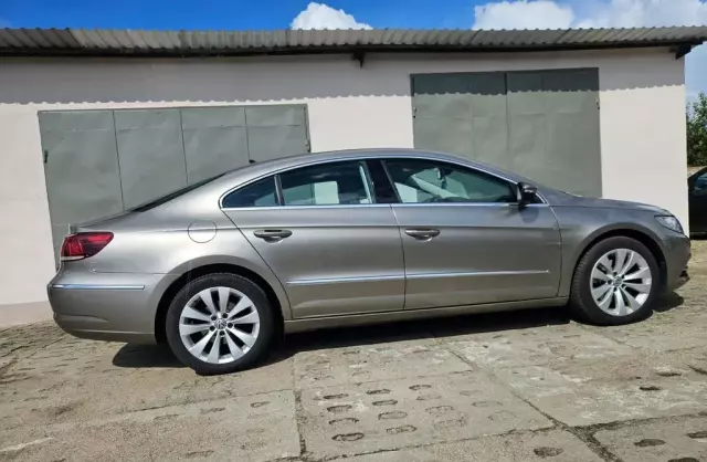 VOLKSWAGEN Passat CC 1.8 TSI (160 KM)