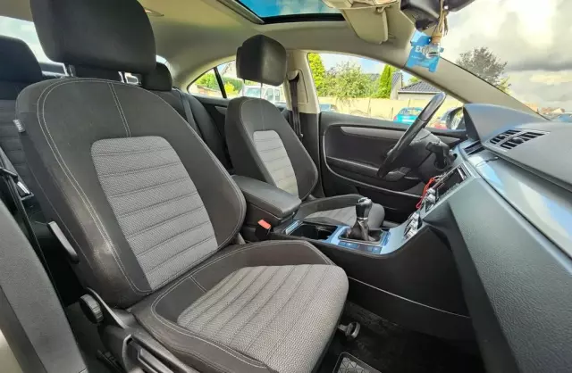 VOLKSWAGEN Passat CC 1.8 TSI (160 KM)