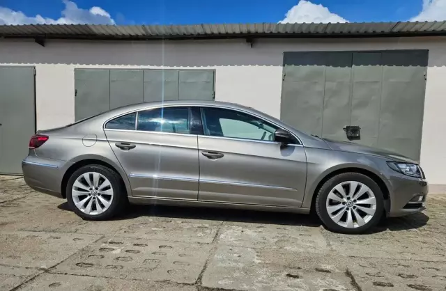 VOLKSWAGEN Passat CC 1.8 TSI (160 KM)
