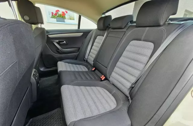 VOLKSWAGEN Passat CC 1.8 TSI (160 KM)