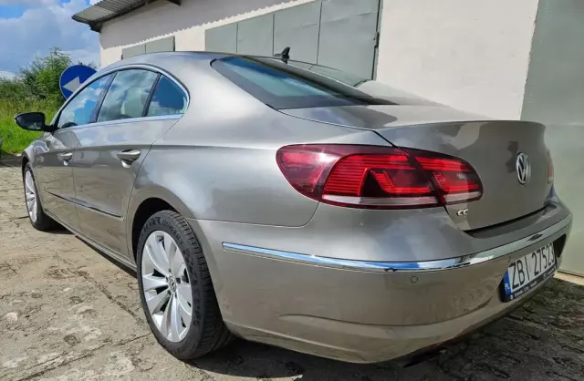 VOLKSWAGEN Passat CC 1.8 TSI (160 KM)