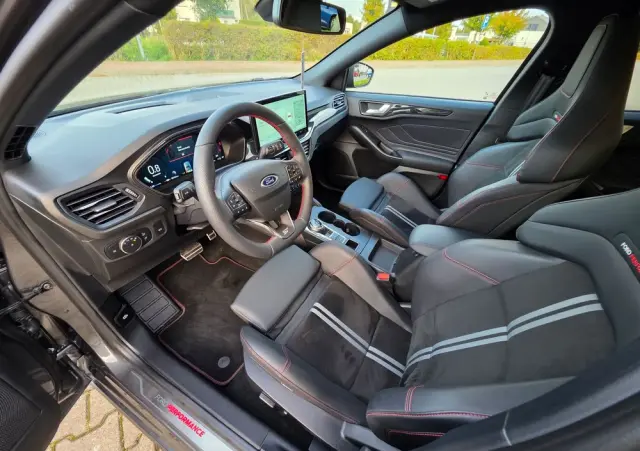 FORD Focus 2.3 EcoBoost ST X