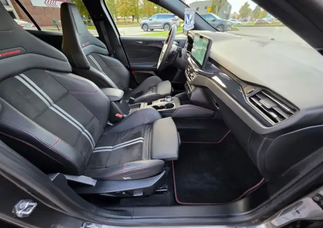 FORD Focus 2.3 EcoBoost ST X