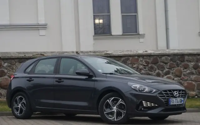 HYUNDAI I30 1.6 CRDI Select