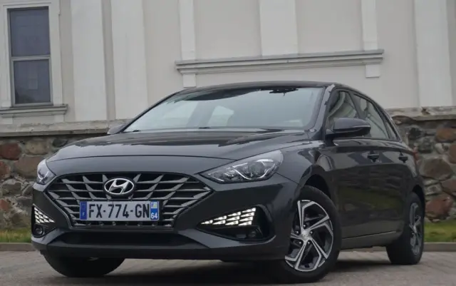 HYUNDAI I30 1.6 CRDI Select