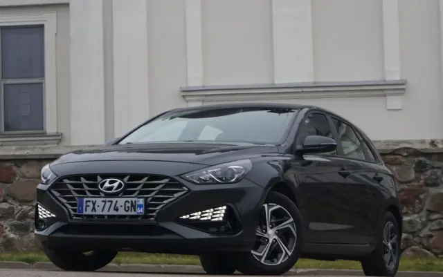 HYUNDAI I30 1.6 CRDI Select