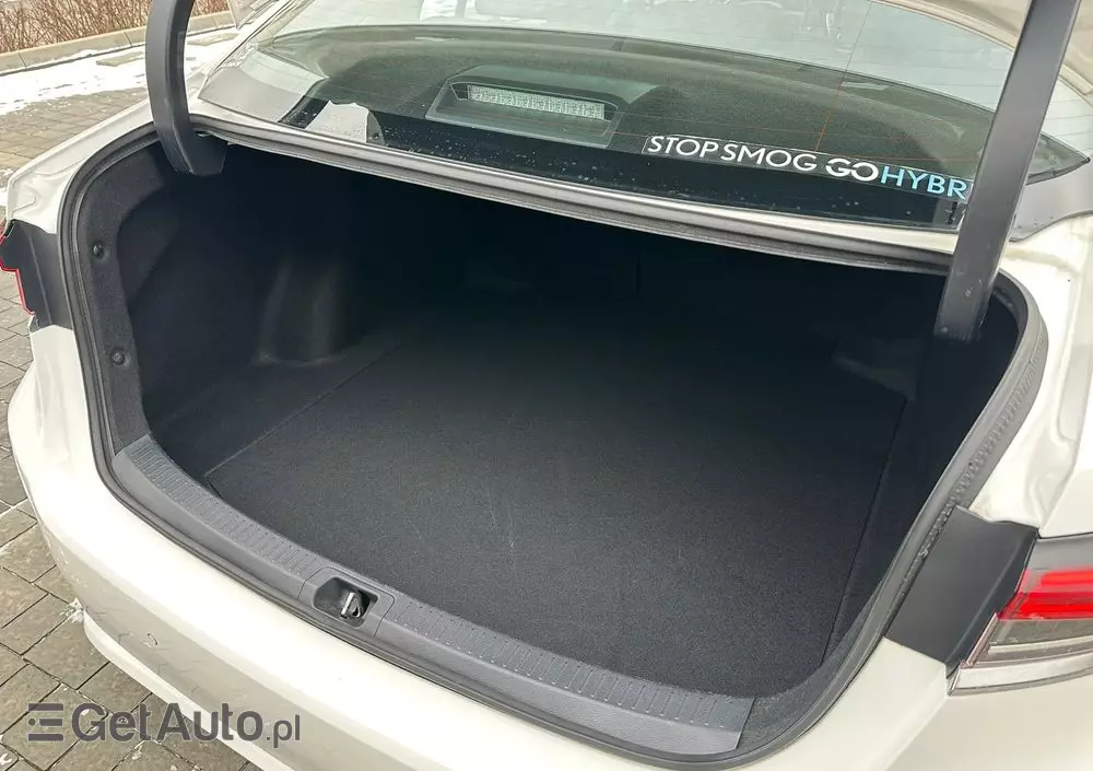 TOYOTA Corolla 1.8 Hybrid Comfort