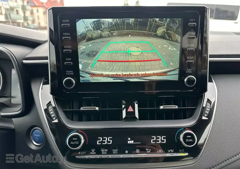 TOYOTA Corolla 1.8 Hybrid Comfort