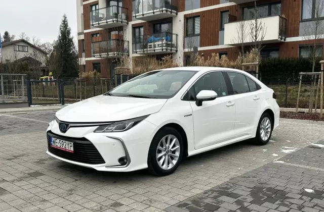 TOYOTA Corolla 1.8 Hybrid Comfort