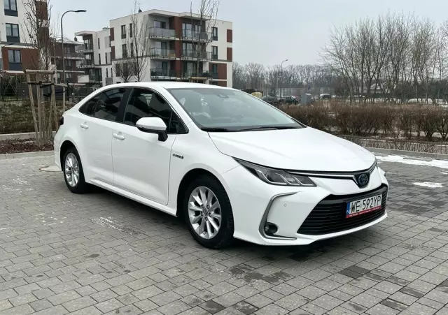 TOYOTA Corolla 1.8 Hybrid Comfort
