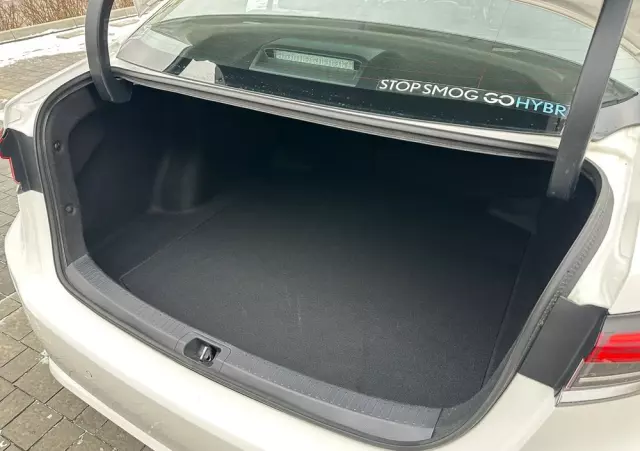 TOYOTA Corolla 1.8 Hybrid Comfort