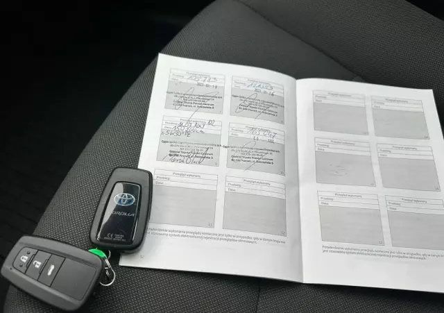 TOYOTA Corolla 1.8 Hybrid Comfort