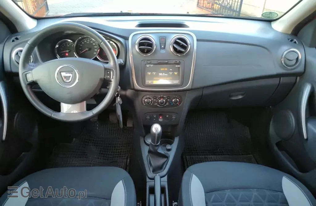 DACIA Sandero 