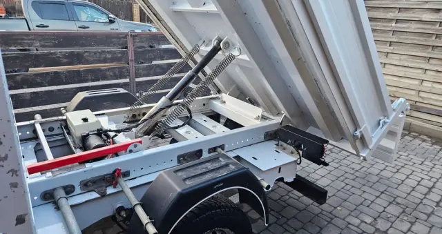 RENAULT MASTER DOKA WYWROTKA 