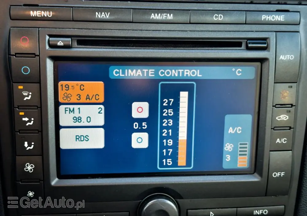 FORD Mondeo V6 ST 220