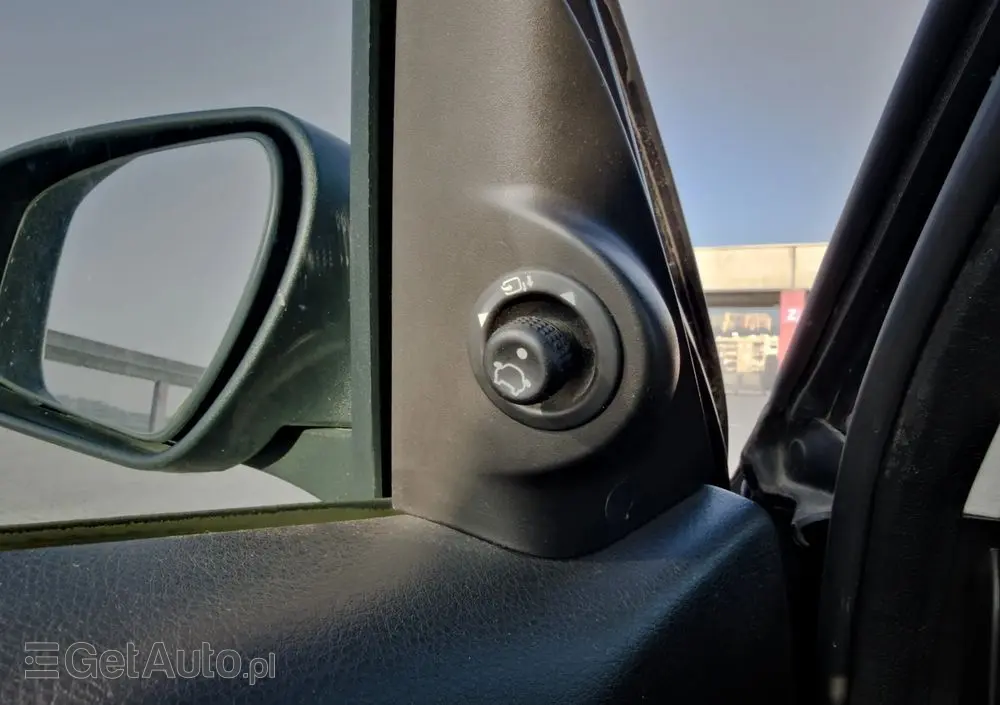 FORD Mondeo V6 ST 220