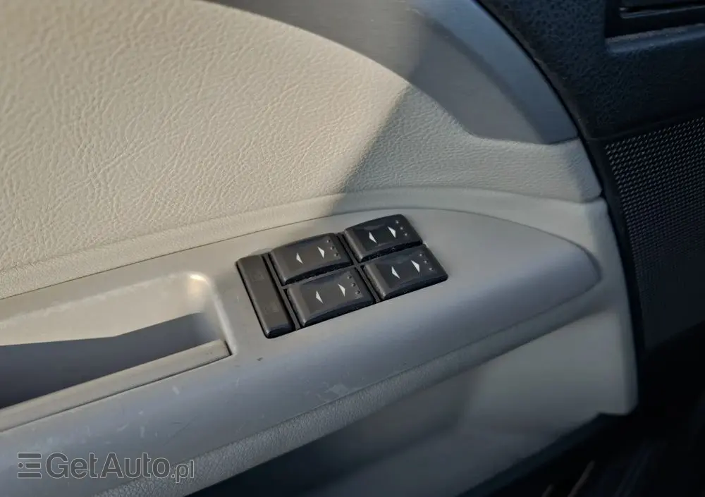 FORD Mondeo V6 ST 220