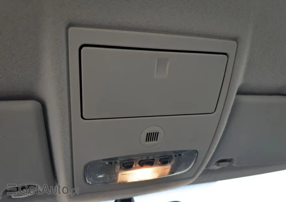 FORD Mondeo V6 ST 220