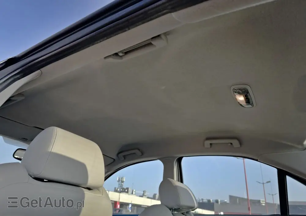 FORD Mondeo V6 ST 220