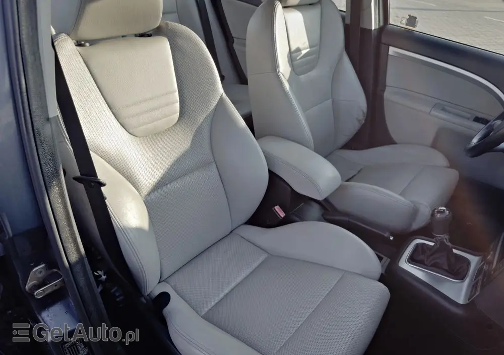 FORD Mondeo V6 ST 220