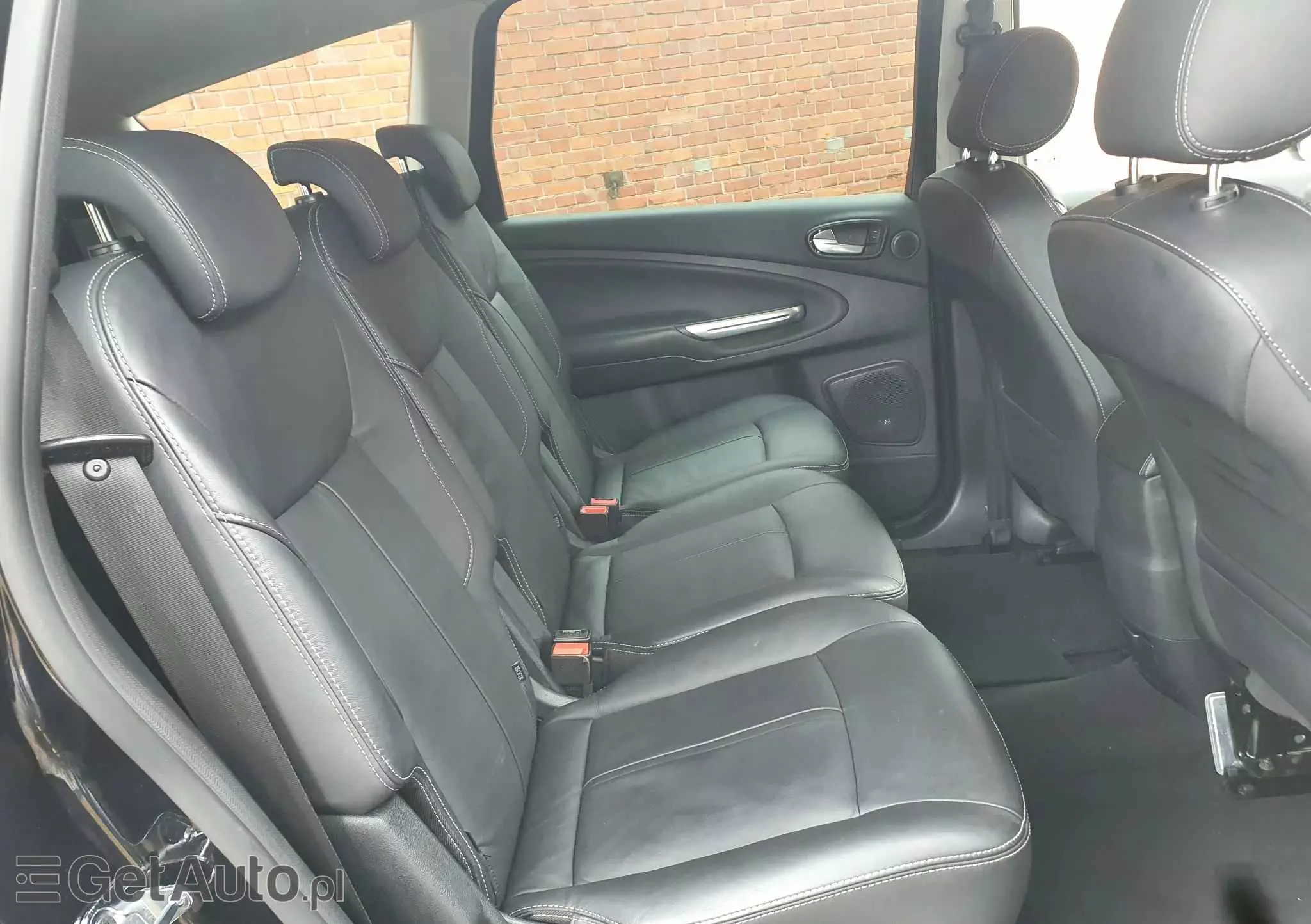 FORD S-Max 2.0 TDCi DPF Titanium