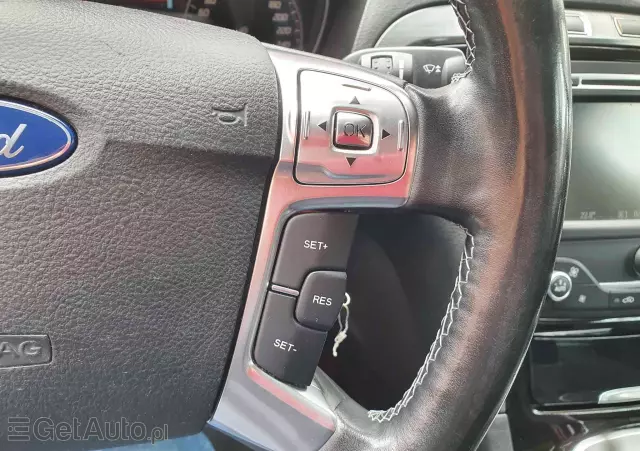 FORD S-Max 2.0 TDCi DPF Titanium