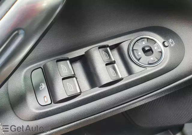 FORD S-Max 2.0 TDCi DPF Titanium