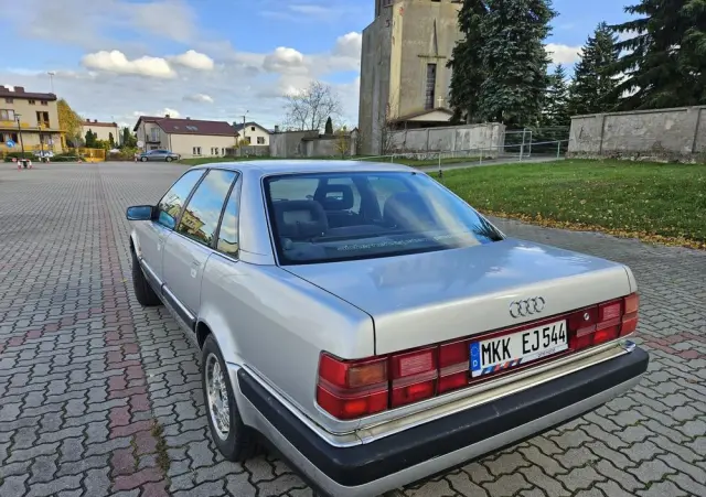 AUDI V8 3.6