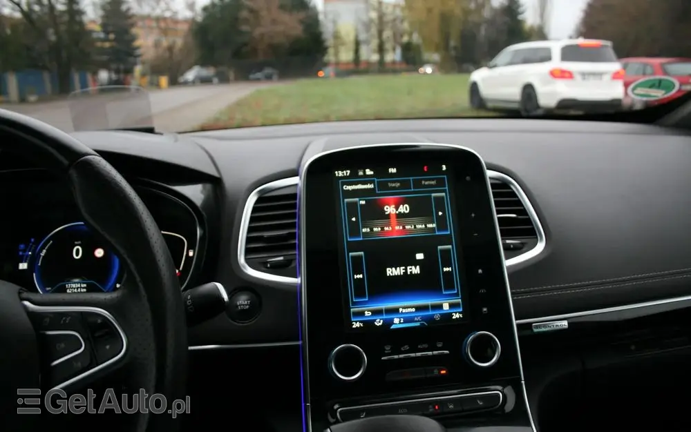 RENAULT Espace Energy dCi 160 EDC Initiale Paris