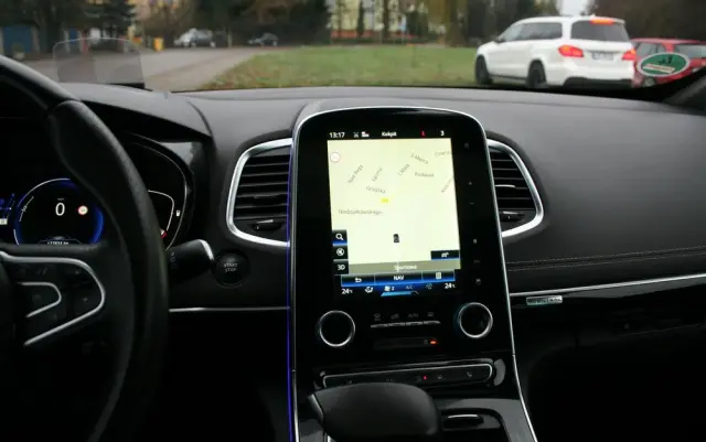 RENAULT Espace Energy dCi 160 EDC Initiale Paris