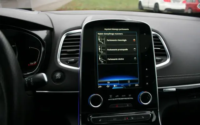 RENAULT Espace Energy dCi 160 EDC Initiale Paris