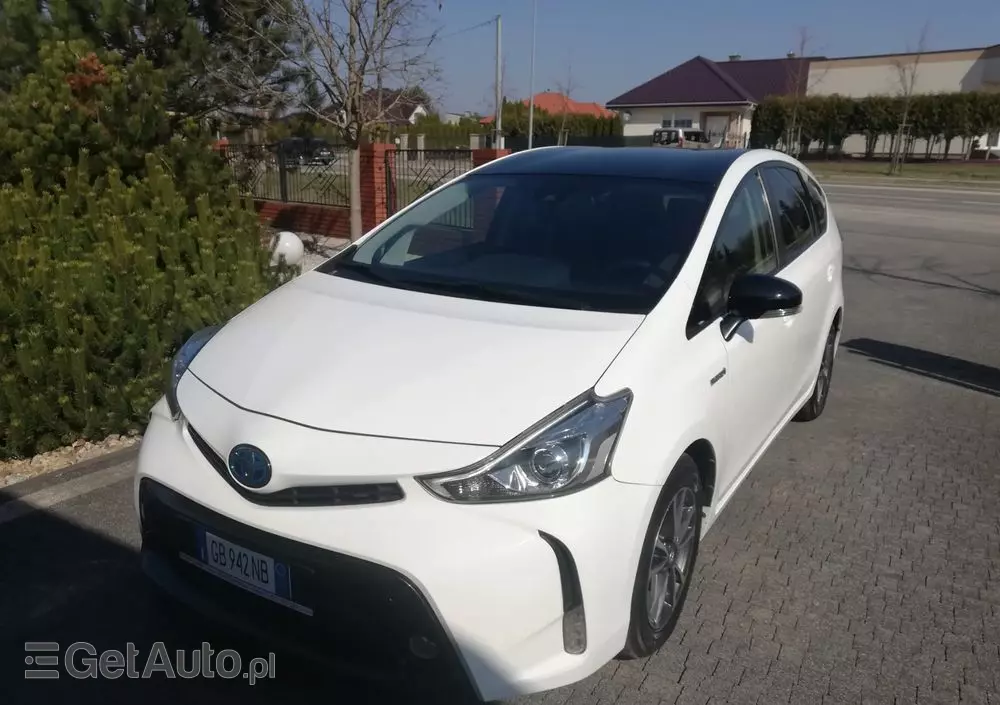 TOYOTA Prius+ 