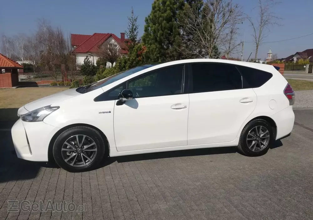 TOYOTA Prius+ 