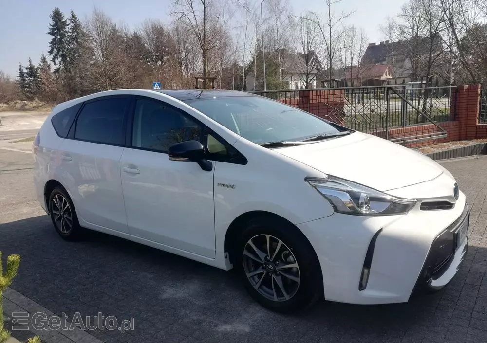 TOYOTA Prius+ 