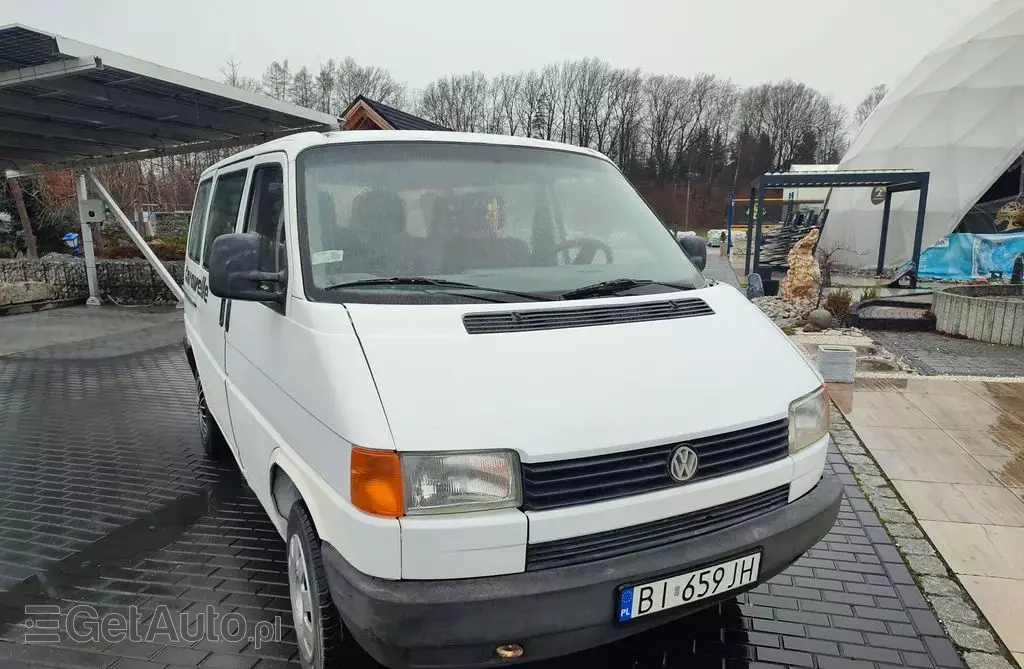 VOLKSWAGEN TRANSPORTER 
