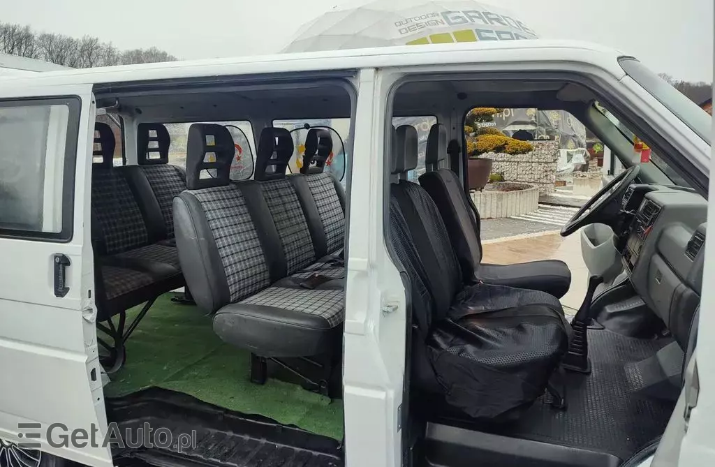 VOLKSWAGEN TRANSPORTER 