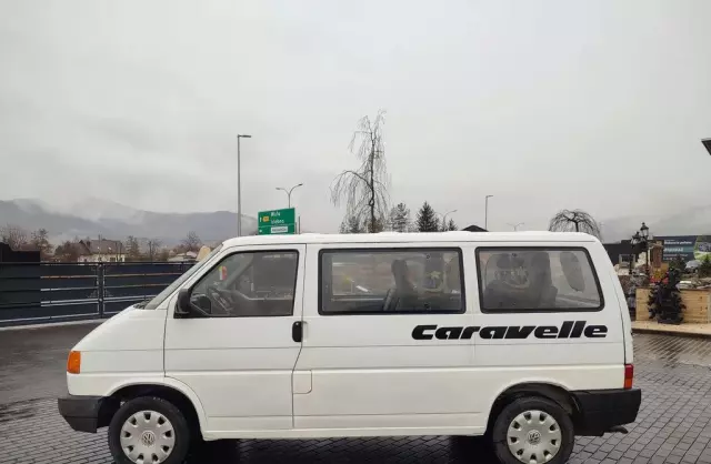 VOLKSWAGEN TRANSPORTER 