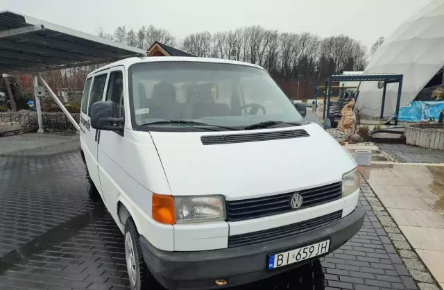 VOLKSWAGEN TRANSPORTER 