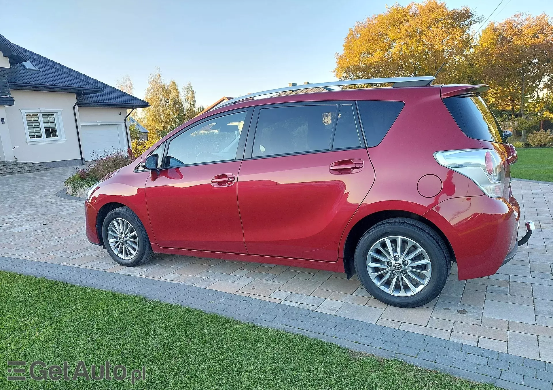 TOYOTA Verso 