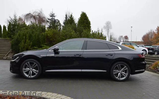 VOLKSWAGEN Arteon 2.0 TSI DSG R-Line Edition