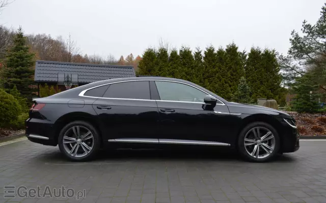 VOLKSWAGEN Arteon 2.0 TSI DSG R-Line Edition