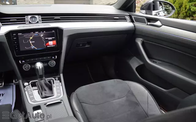 VOLKSWAGEN Arteon 2.0 TSI DSG R-Line Edition