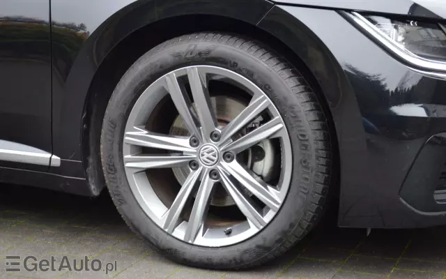 VOLKSWAGEN Arteon 2.0 TSI DSG R-Line Edition