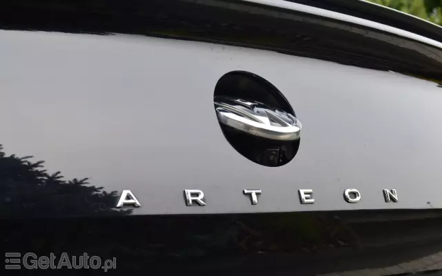 VOLKSWAGEN Arteon 2.0 TSI DSG R-Line Edition